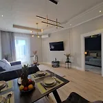 Apartment Danube Wonder View 2 *